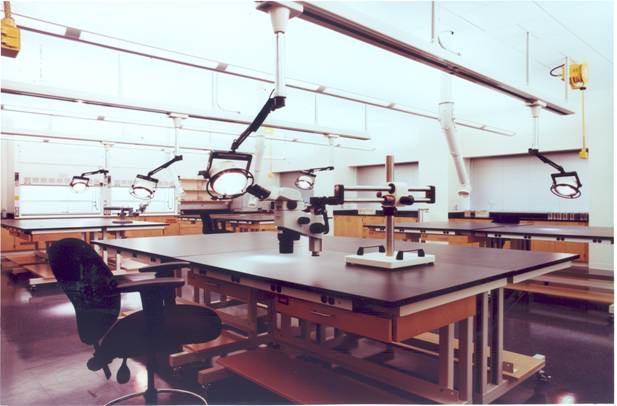 Photo of Forensic Examination Room Washington Laboratory